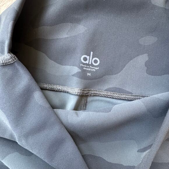 Alo High-Waist Camo Vapor Legging - Size M - Picture 2 of 6